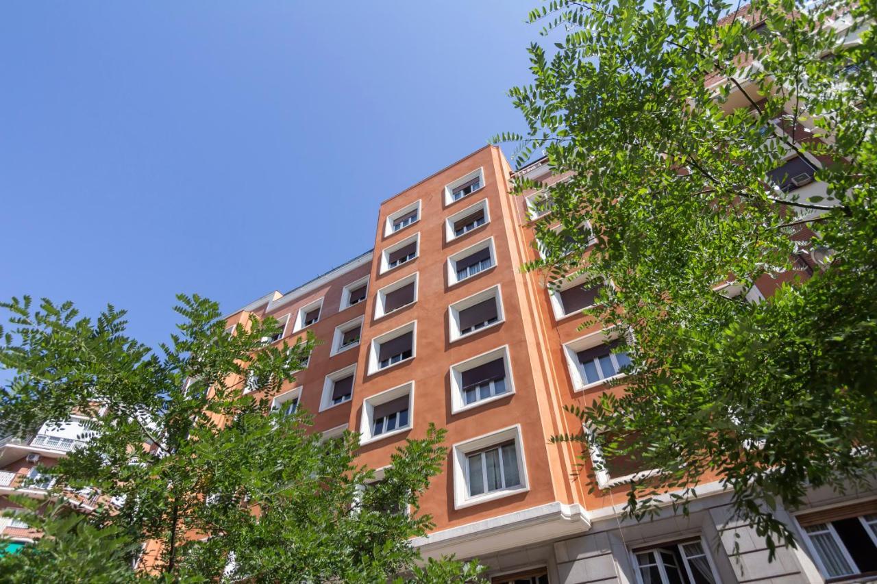Dobohomes - Ibiza Madrid Buitenkant foto
